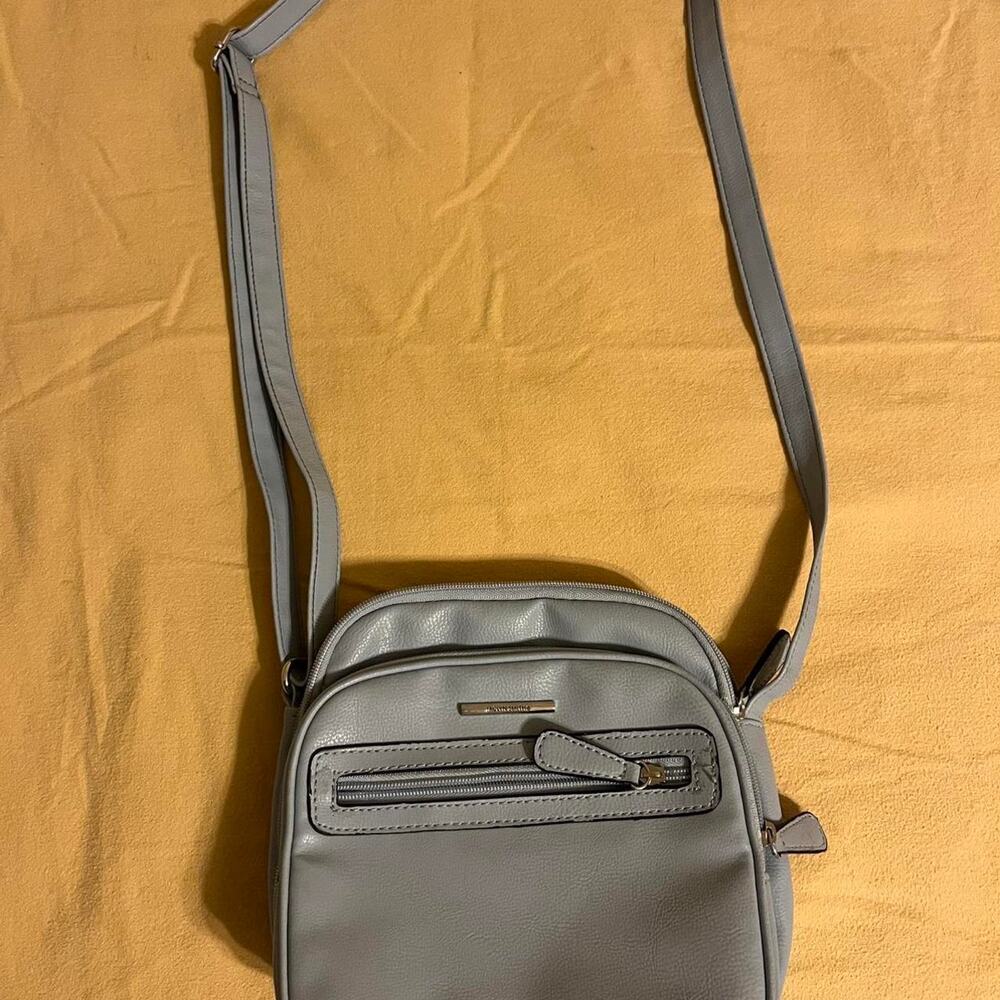 Jaclyn Smith Leather Purse